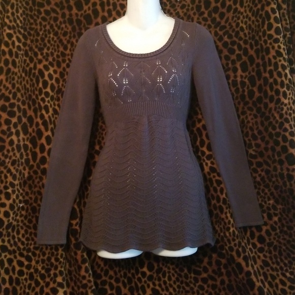 Kirra Tops - CUTE SWEATER/SHIRT